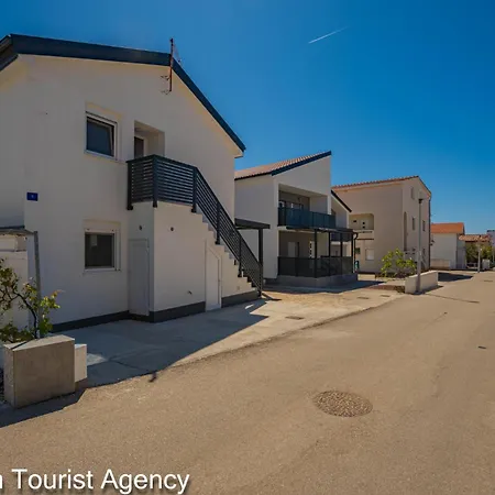 Apartman Luka De Mar *
